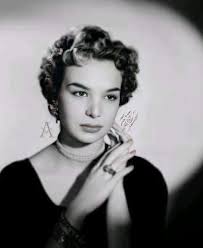 SE ARREPINTIÓ TODA SU VIDA 😥 Liliana Durán, la hermosa actriz de origen  español que filmó sus últimas cintas en México al lado de Pedro Infante  para establecerse en Venezuela, vivió una