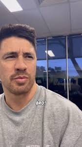 If my DM’s were a real life conversation 😵‍💫