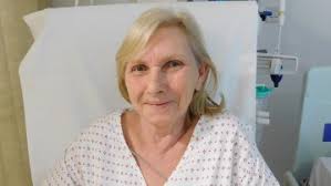 Painless surgery blasts tumour without incision