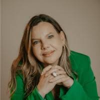 10+ perfis com “Barbara Basso”