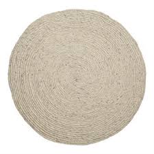 Bloomingville Gevlochten Wollen Vloerkleed Naturel O 80 Cm Bloomingville Vloerkleed Ronde Vloerkleden Vloerkleed Wol
