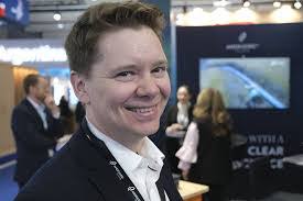 Troy Snell's Instagram, Twitter & Facebook