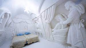 Kemi snowcastle / das schneeschloss in kemi in lappland mit eisbar und eishotel (finnland, finnish lapland). Eishotels Glasiglus In Finnland Nordic Holidays