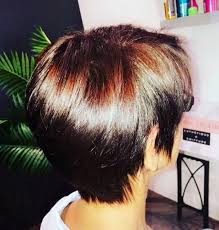 I.pinimg.com/originals/a4/b9/c4/a4b9c4ee454c14ec9e kort haar vrouw 2018 foto's. Short Hair Brown Hair Kapsels Korte Kapsels Korte Blonde Kapsels