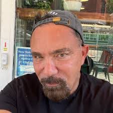 Jamie Devito's Instagram, Twitter & Facebook