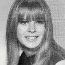 Eva Hatfield's Instagram, Twitter & Facebook