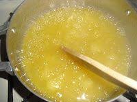 El Bizcocho Dominicano Y Su Decoracion Rellenos Para Bizcochos Guava Recipes Filling Recipes Pineapple Cake Filling Recipe
