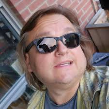 The Whitney Block Tower looking exceptionally beautiful this morning.  #moderngothic #artdeco #ontario #1932 #toronto #queenspark  https://t.co/endGlkJ5Eg