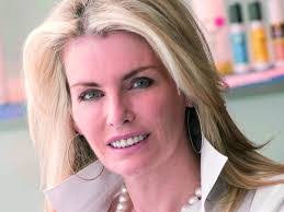 Noreen Donovan's Instagram, Twitter & Facebook