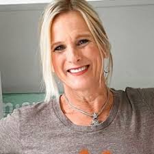 Stream Eve Crawford White music