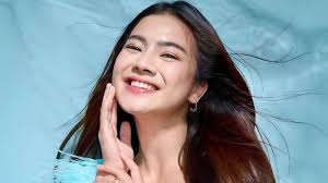 Profil Scarlett yang Dapat Seruan Boikot Usai Diduga Dukung Israel