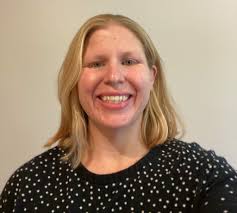 Bobbie Williamson's Instagram, Twitter & Facebook