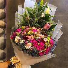 Flower Bouquet باقة ورد Farbutnear