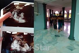 Karena cara pengobatannya harus dengan tindakan operasi melalui dokter hewan. Benda Paling Bodoh Aku Percaya Dulu Keguguran Kini Hilang Kembar Wanita Salahkan Diri Terlalu Positif Sakit Lahirkan Anak Tak Bernyawa Viral Mstar