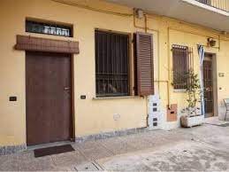 Proponiamo in vendita nuovo 3 locali in moderna palazzina di sole 6 famiglie. Case In Vendita Cislago Immobiliare It