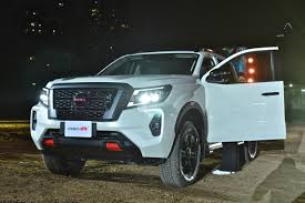 Choose from hundreds of color schemes here. 2019 2020 Nissan Np300 Navara Black Edition Export Seychelles Trinidad Zimbabwe Toyota Hilux Revo Export 2019 2020 2021 Rocco Diesel Double Smart Single Cab 4x4 For Sale