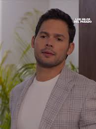 Leona llora al ver a Benjamín 😱 #ElAmorInvencible