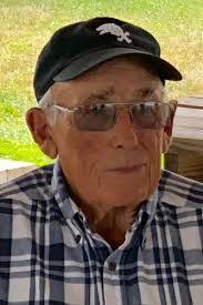 Jody Heck's Instagram, Twitter & Facebook