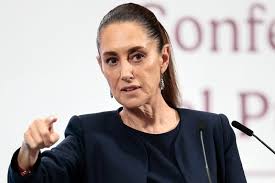 Aduana en EUA prohíbe entrada de flores por Día de Muertos