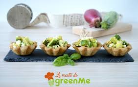 La pasta brisée è una pasta di origine francese, è una pasta friabile e croccante ed è la base per la preparazione di dolci e ancor di più torte salate. Pasta Brisee 15 Ricette Dall Antipasto Al Dolce Greenme