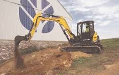 New Holland E90D Midi Excavator Wins Innovative Iron Award