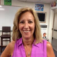 Mrs.Harriet Clark (@ruby_slippers5)