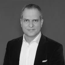 Armes Vertriebsdeutschland… Wir schreiben uns auf die Karten Berater,  Consultant, Expert und es wirkt, als ob kein Mensch eigentlich mehr  verkaufen will. Hier ging es um das Thema Telefonakquise…