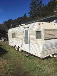 5 Used Campers For Sale Under 2000 Dollars Buy Near Me In 2021 Campers For Sale Used Campers For Sale Used Campers