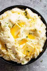 Easy Creamy Mashed Potatoes Recipe Make With Tofutti Sour Cream Canned Coconu Creamy Mashed Potatoes Sour Cream Mashed Potatoes Mashed Potatoes Recipe Easy