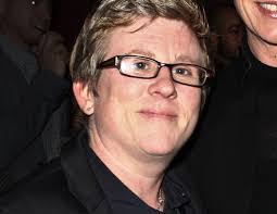 Heather Schuster's Instagram, Twitter & Facebook