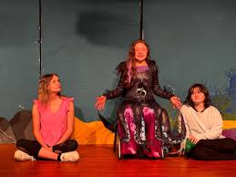 Congratulations to Jeremiah Avery for being selected as team 6/7's student  of the month! Jeremiah's teachers said, “Jermiah has consistently  demonstrated exceptional academic ability, consistently earning top marks  in all his subjects.