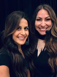 ✨ Do you have a client with fine or delicate hair? ✨ Transform their look  with ease using a Herringbone Pattern Technique with our Tape Row  Extensions! This method reduces the weight