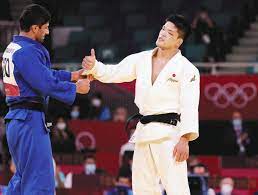 Here's a video of his training footage where you'll see the incredible sk. Km9kba7l Kspgm