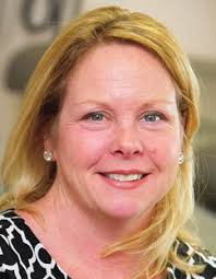 IAALUM16_001 Summer 2015 Curry Magazine_Print 8_26.indd