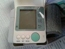Details about sanitas blutdruckmessgerät handgelenk vollautomatisch blutdruck pulsmessung warn. Blutdruckmessgerat Sanitas Sbm 04 Fur Handgelenk In Niedersachsen Badbergen Ebay Kleinanzeigen