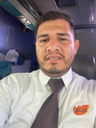 Familiares de Juan Carlos, chofer de Transporte Unidos de Sinaloa,  reportaron su desaparición este lunes, luego de que fuera presuntamente  interceptado y obligado a descender a la altura del poblado el Lodazal,