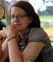 Mütter: Eine überraschende Anthologie : Bagus, Anja, van Org, Luci, von  Aster, Christian, Hildebrand, Axel, Theobald, Isa, Rüther, Sonja, Rohm,  Guido, Daut, Tom, Schierding, Tanja: Amazon.de: Bücher