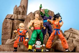 S H Figuarts Dragonball Z Continues This Month With The Release Of Tien Shinhan Tien Is A Core Original Character Da Dragon Ball Dragon Ball Z Action Figures