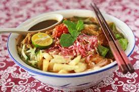 Ini dia 10 macam makanan khas malaysia yang tidak boleh anda lewatkan saat berkunjung ke sana, mulai dari nasi lemak hingga air batu campur. 25 Makanan Terlazat Di Malaysia Tsem Rinpoche