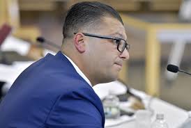 Everett officials step down after being criticized for racist and offensive  behavior