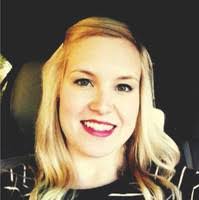 Lindsey Henning's Instagram, Twitter & Facebook