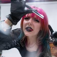 Good Morning Looking for recommendations for hair salon and bakery. Thank  you