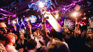 Bonjour nouvelle dans la région je cherche uniquement des rencontres amicales avec des femmes je suis une jeune maman et ne cherche aucune relation avec un homme donc ne perdez pas votre temps en revanche les filles si vous souhaitez une sortie entre fille ,shopping , ballade avec les enfants ciné. Quelques Astuces Pour Organiser Le Reveillon Du 31 Decembre Chez Soi Linfo Re Magazine Bien Etre