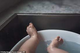 Alex chapman and summer woolley. Queensland Seven Month Old Baby Drowned In Laundry Sink As Her Mother Allegedly Checked Facebook Daily Mail Online