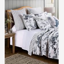 4.7 out of 5 stars 54. Classic Toile Quilt Set Brylane Home