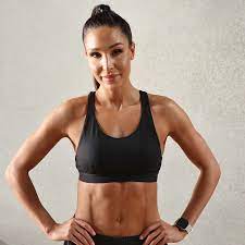 Kayla itsines is the cofounder of sweat and creator of the bbg training programs [ editor's note: Kayla Itsines Youtube