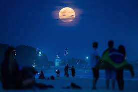 First of all, a super moon occurs when the moon is unusually close to earth, making it appear much bigger and brighter to observers on our planet. See The First Super Blue Blood Moon Eclipse In More Than 150 Years Lonely Planet
