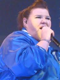 Lauren Zizes — Wikipédia