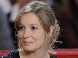 Qui est Gaëlle Bona la comparse de Francis Perrin dans Mongeville ?