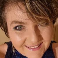 Sharon Jansen's Instagram, Twitter & Facebook